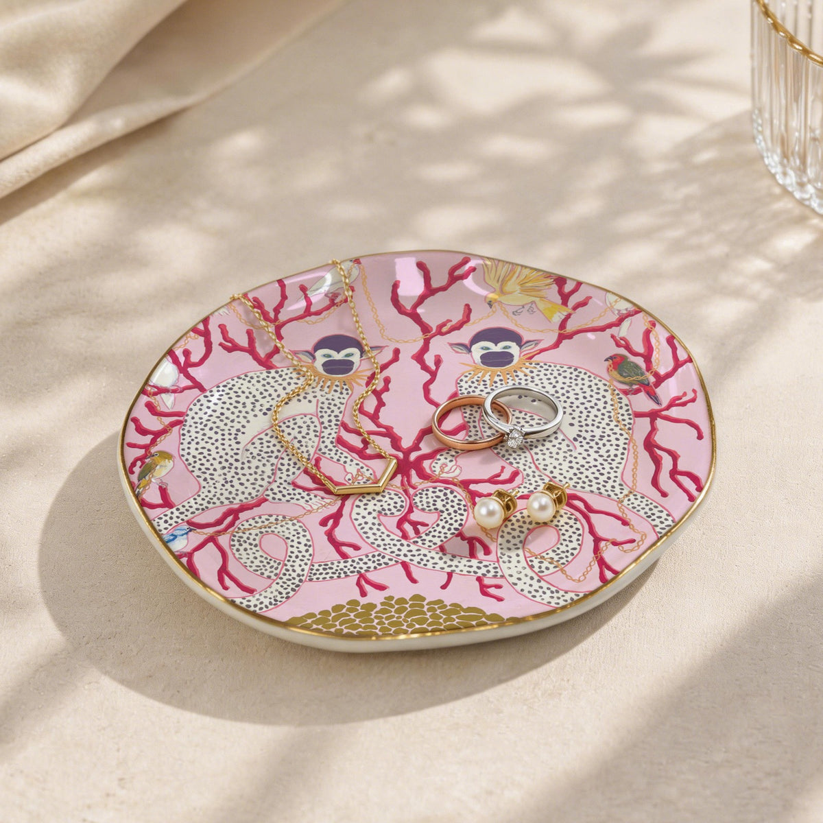 MONKEYS ON PINK WITH CORAL, BIRDS AND CHAINS Wavy Round Jewelry Dish