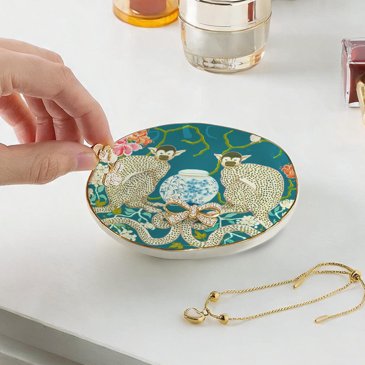 MOT 67 Wavy Round Jewelry Dish