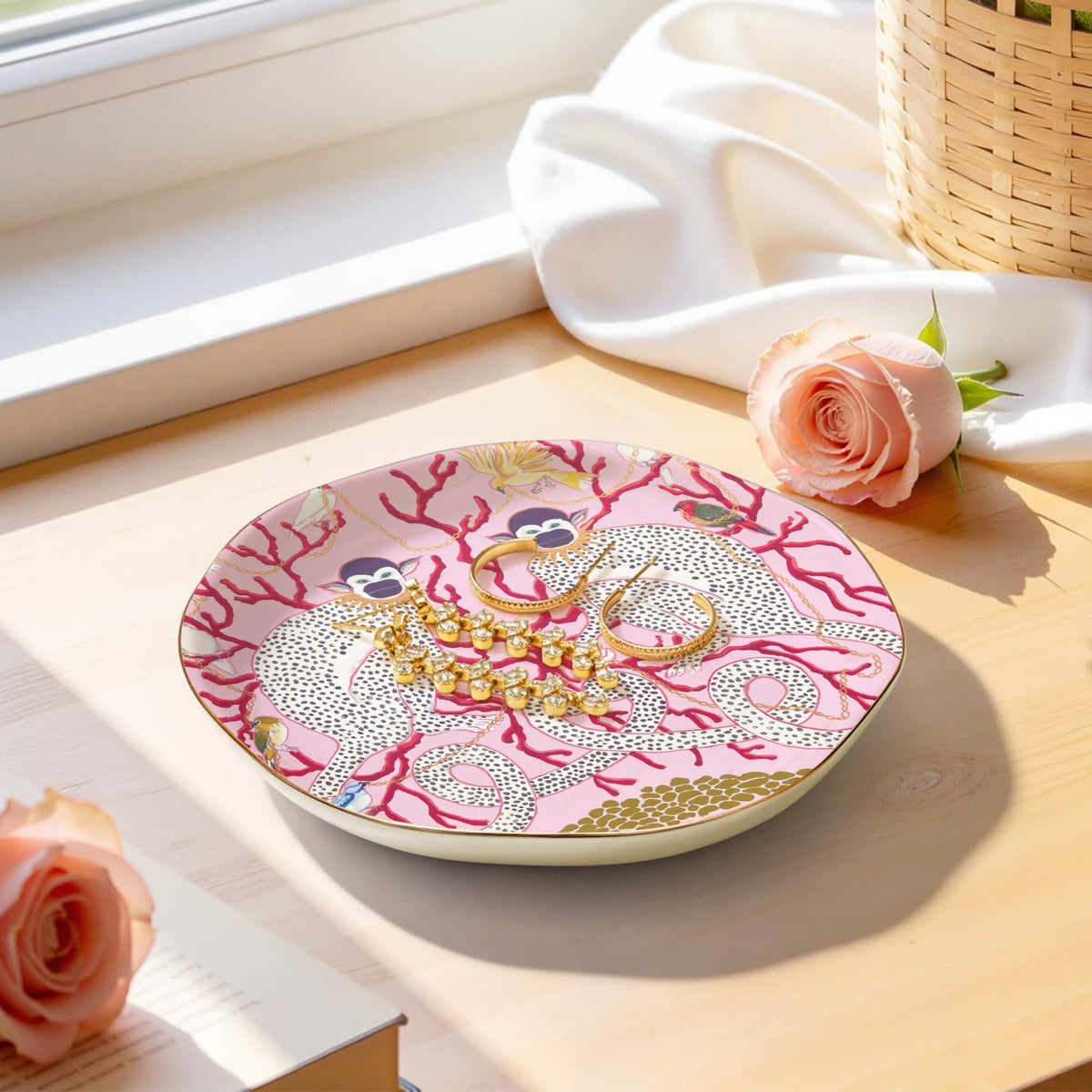 MONKEYS ON PINK WITH CORAL, BIRDS AND CHAINS Wavy Round Jewelry Dish